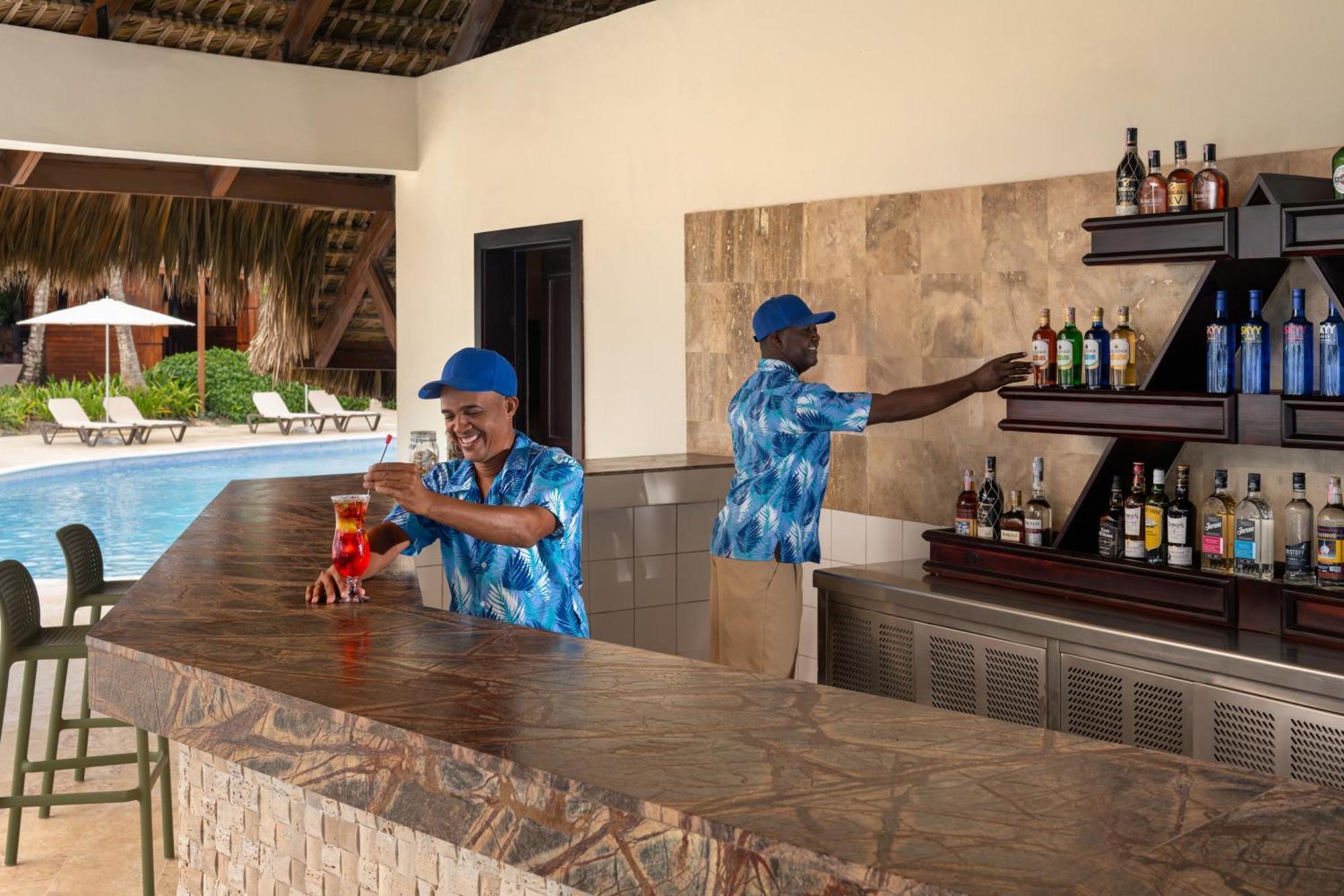 Wyndham Alltra Punta Cana All Inclusive Resort Exterior foto